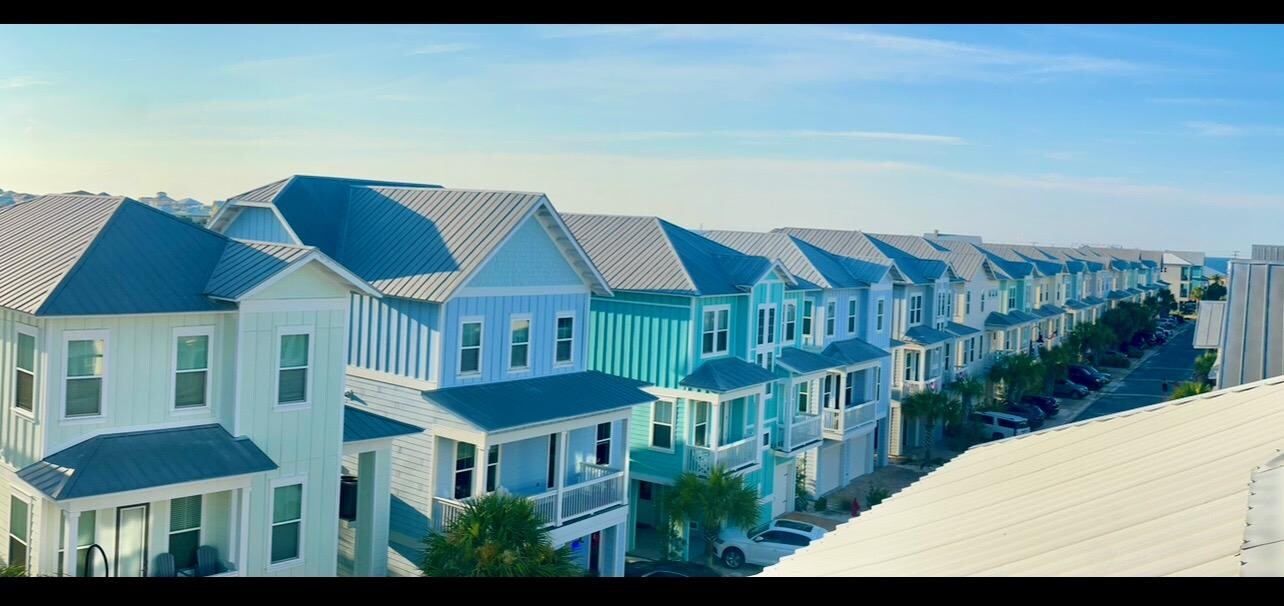 Crows nest view of neighborhood