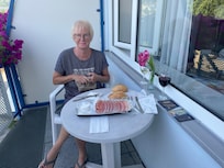 Terrasse fleurie de la chambre 304