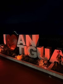 El letrero en la teraza