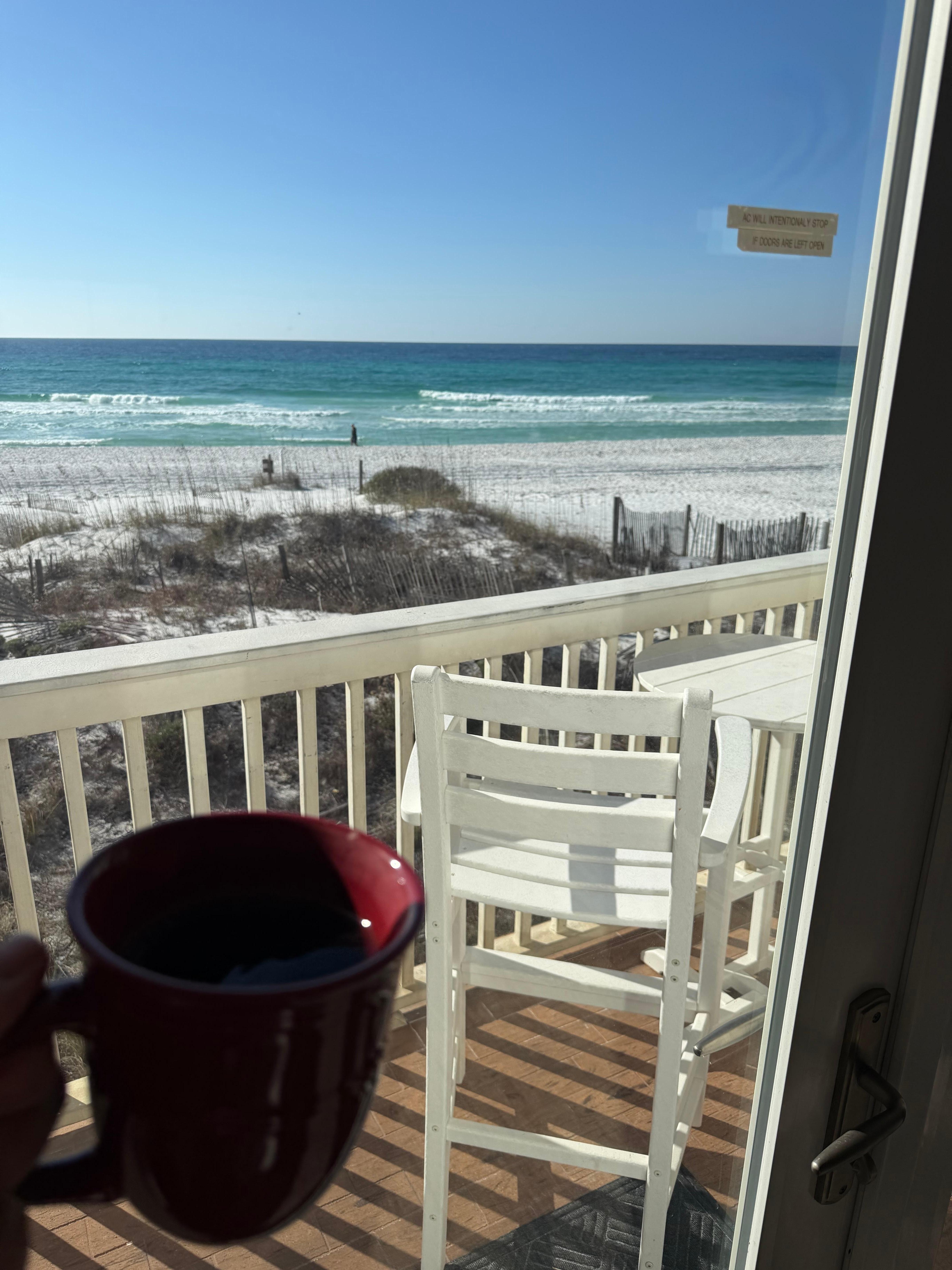 Coffee and surf!
