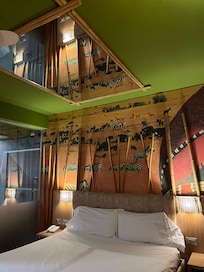 Handy mirrors!