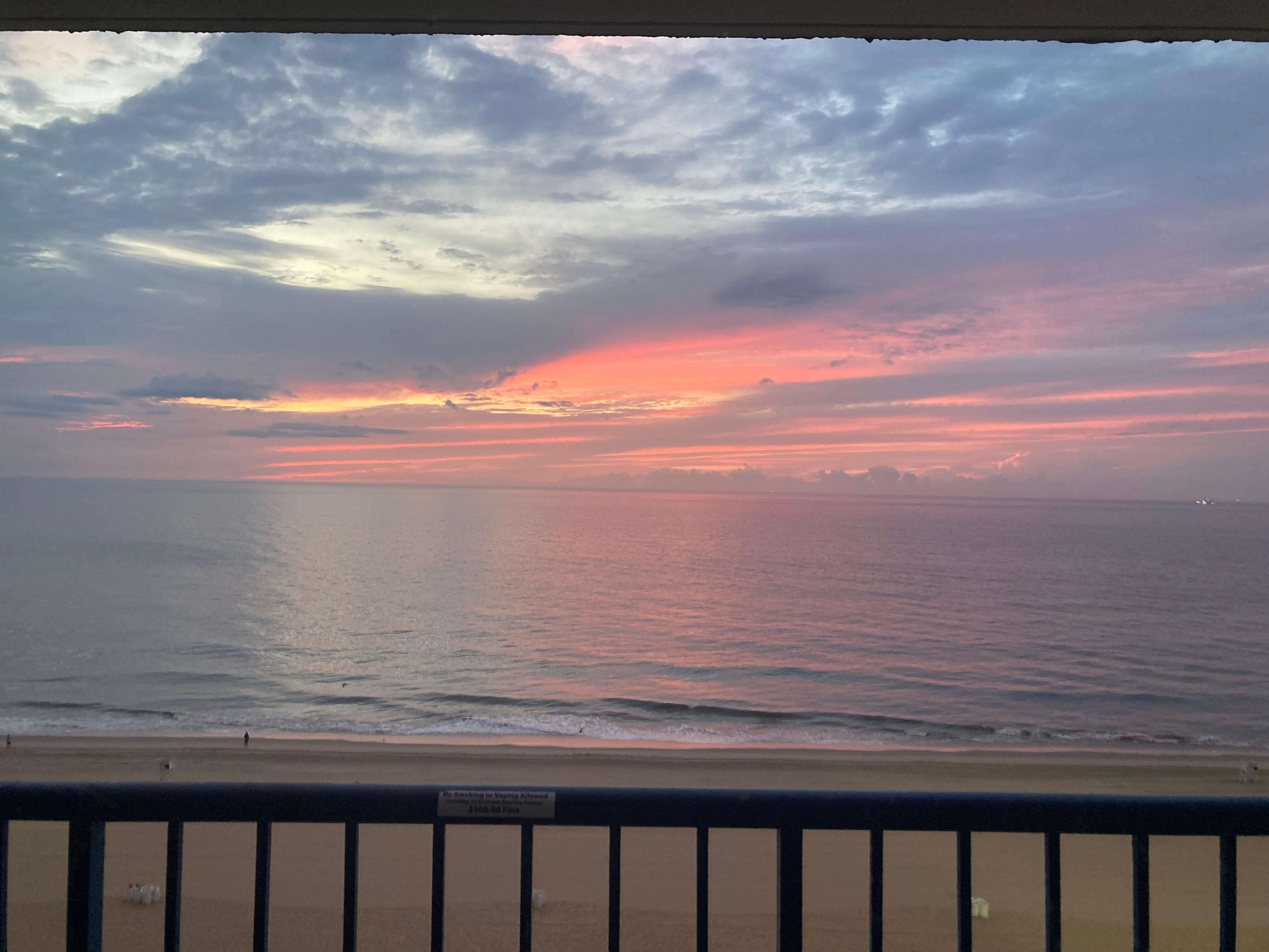 Beautiful sunrise- nice to wake up to. 