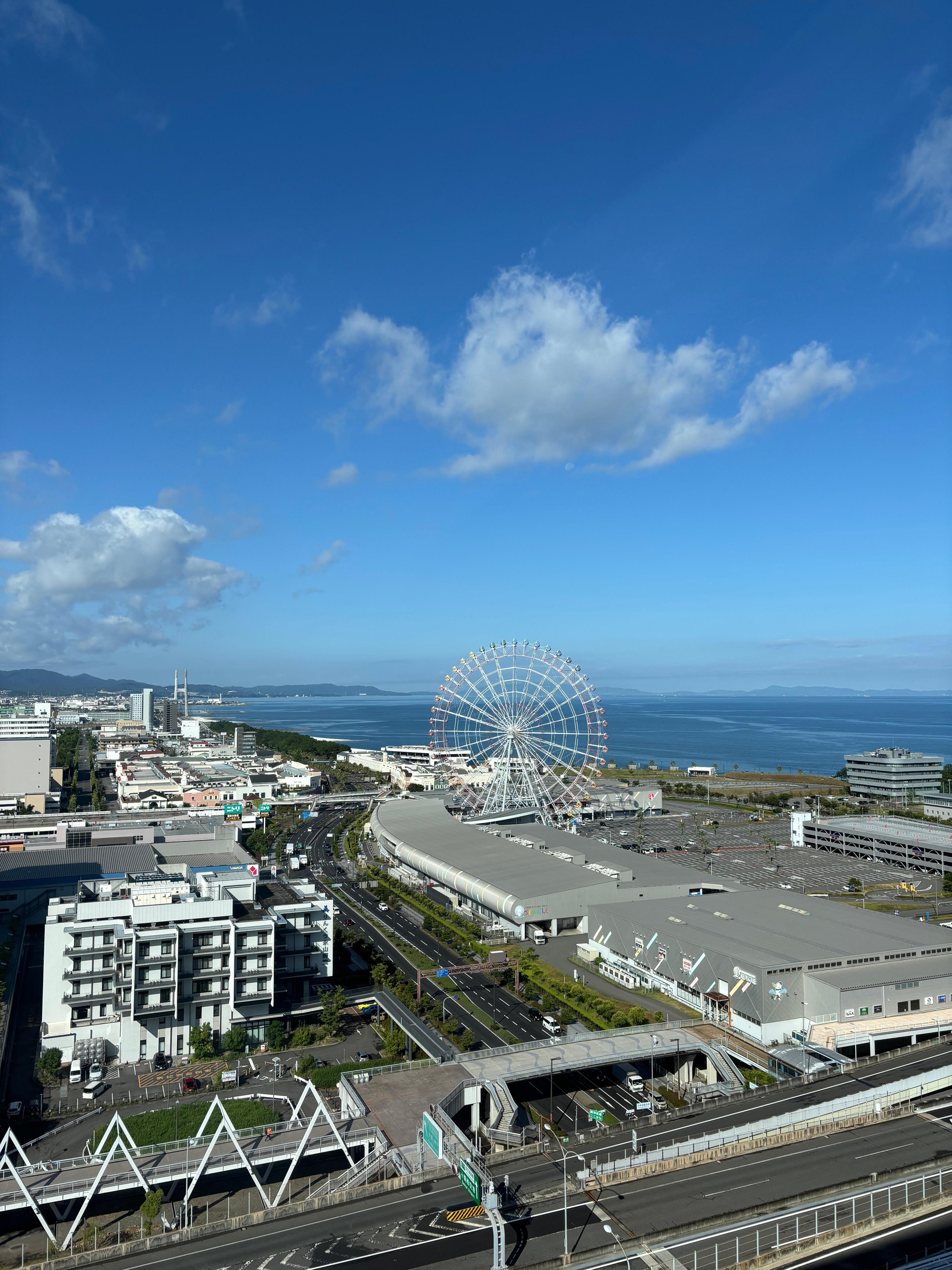 部屋からの朝の景色