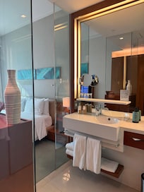 今回の写真がなかったので、前回の写真。部屋は全く一緒で、広くて清潔でした。