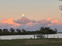 Full moon on the intracoastal
