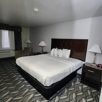 Comfortable bed & pillows