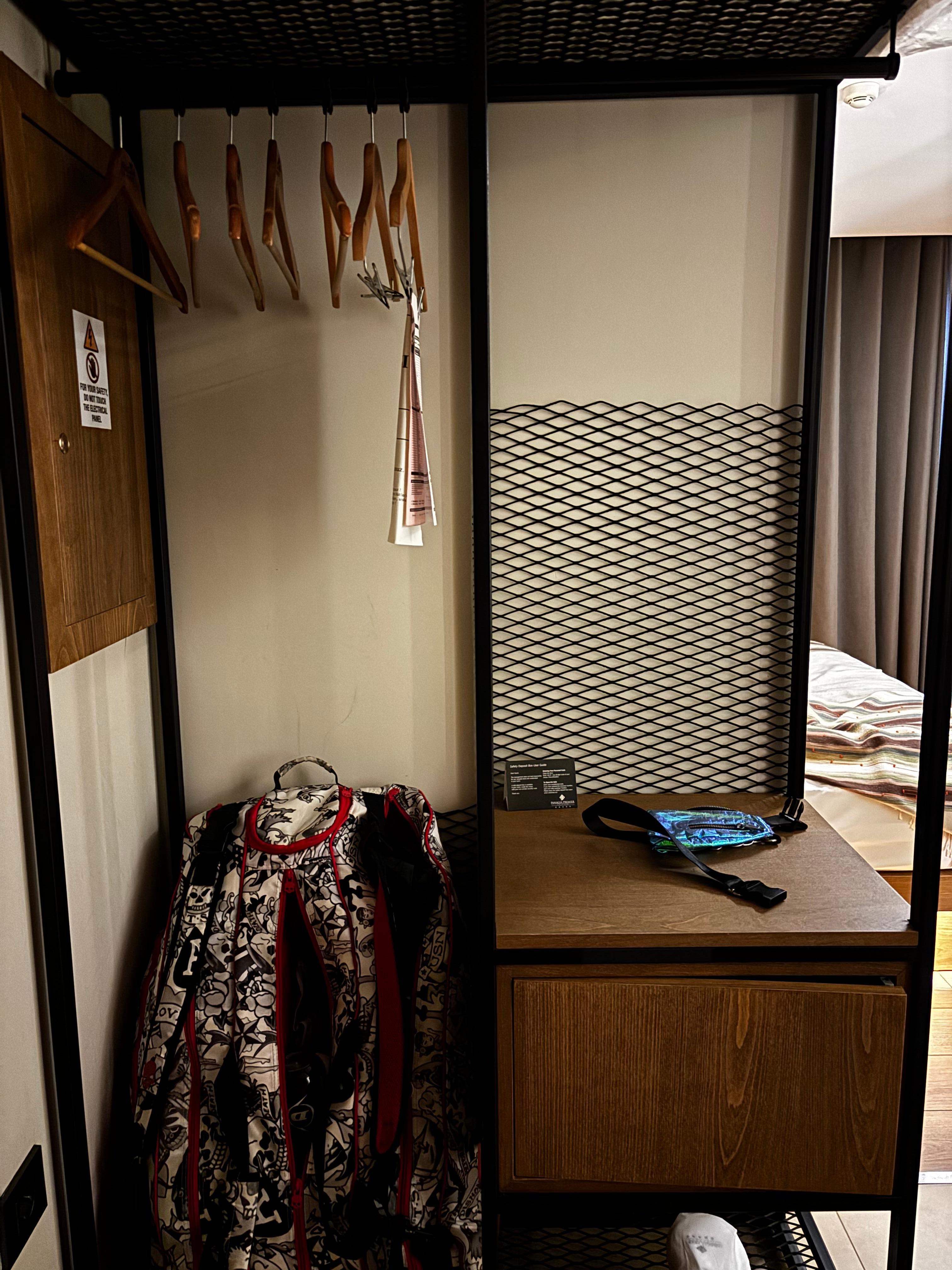 Kıyafetler ve bagaj için yeterli yer sunulmuştur