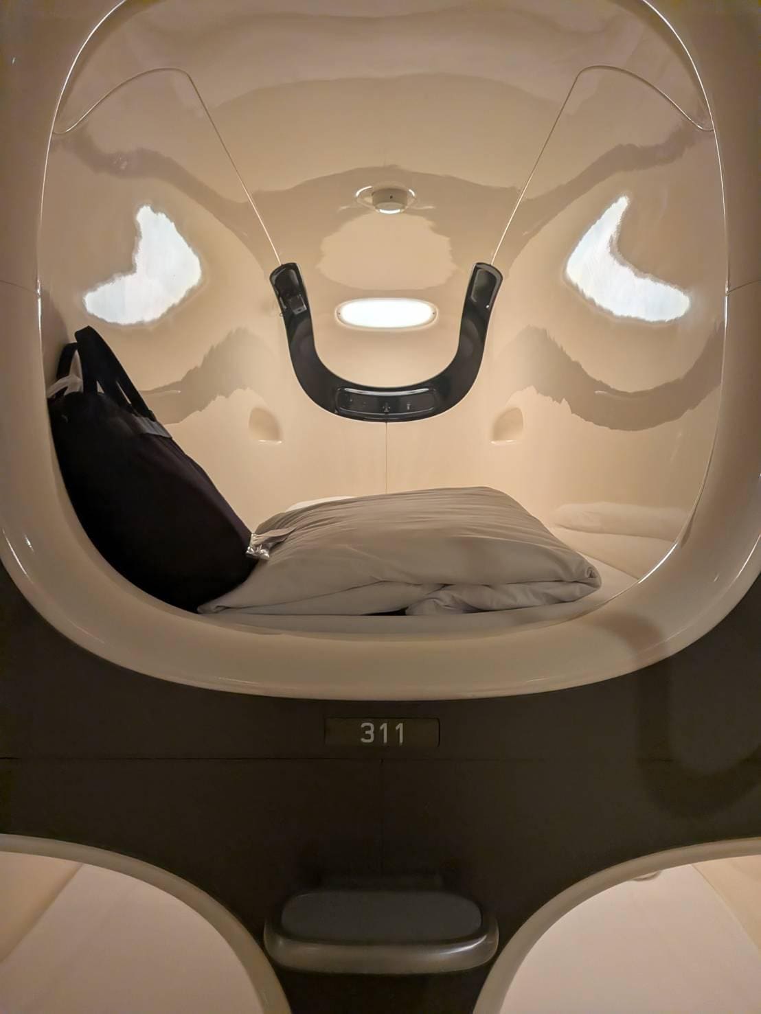 キレイで広い
充電できます
コンセント＆USB対応