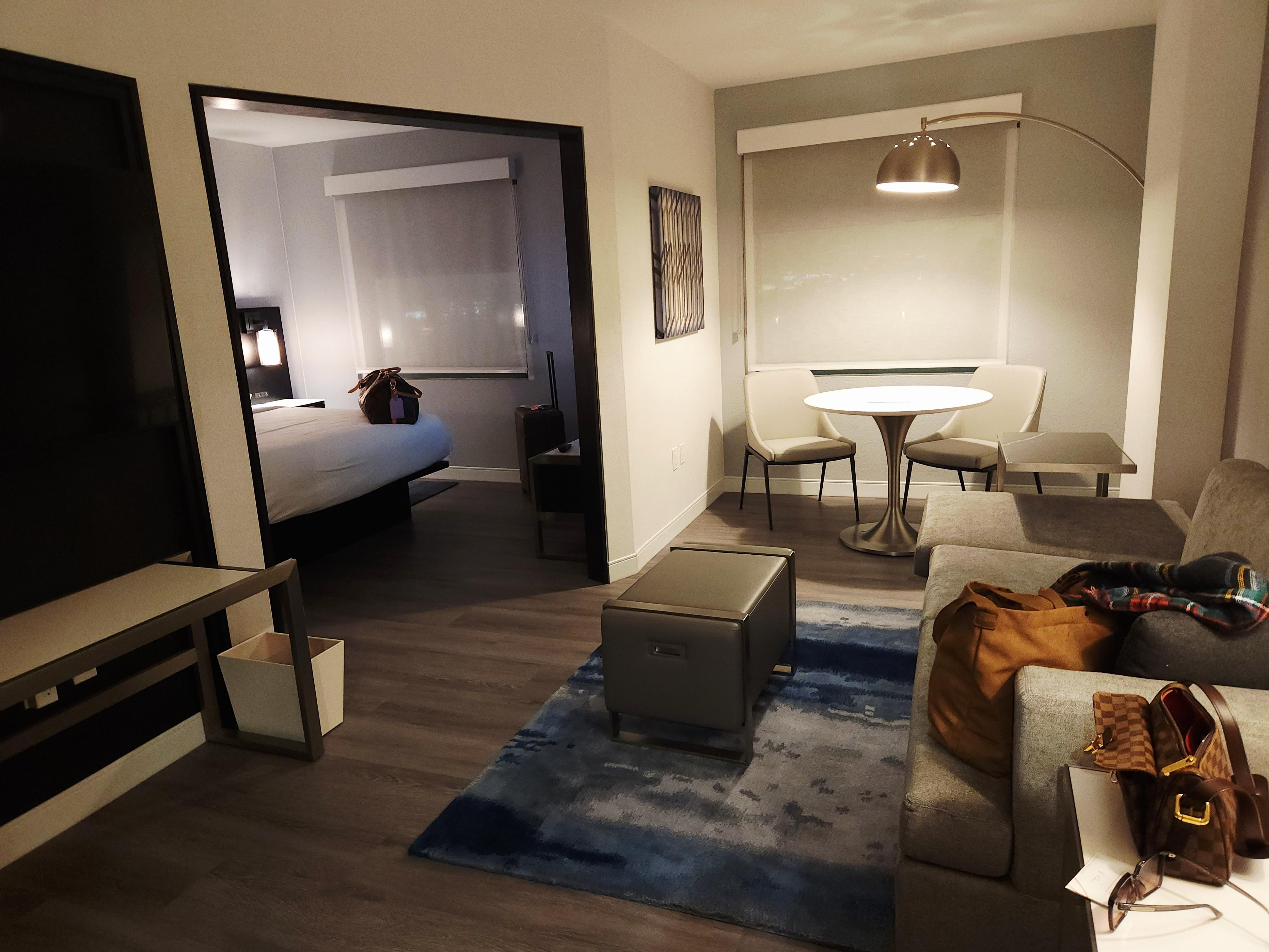 Newly renovated suite was a nice modern change 🥂🎆