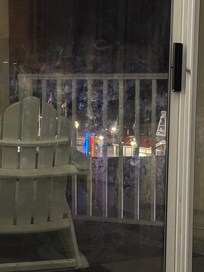 Example of the dirty windows.