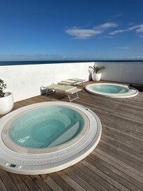 Rooftop tubs