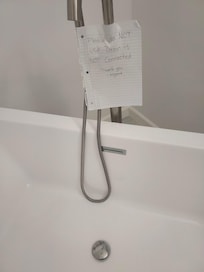 soaker tub Do Not Use