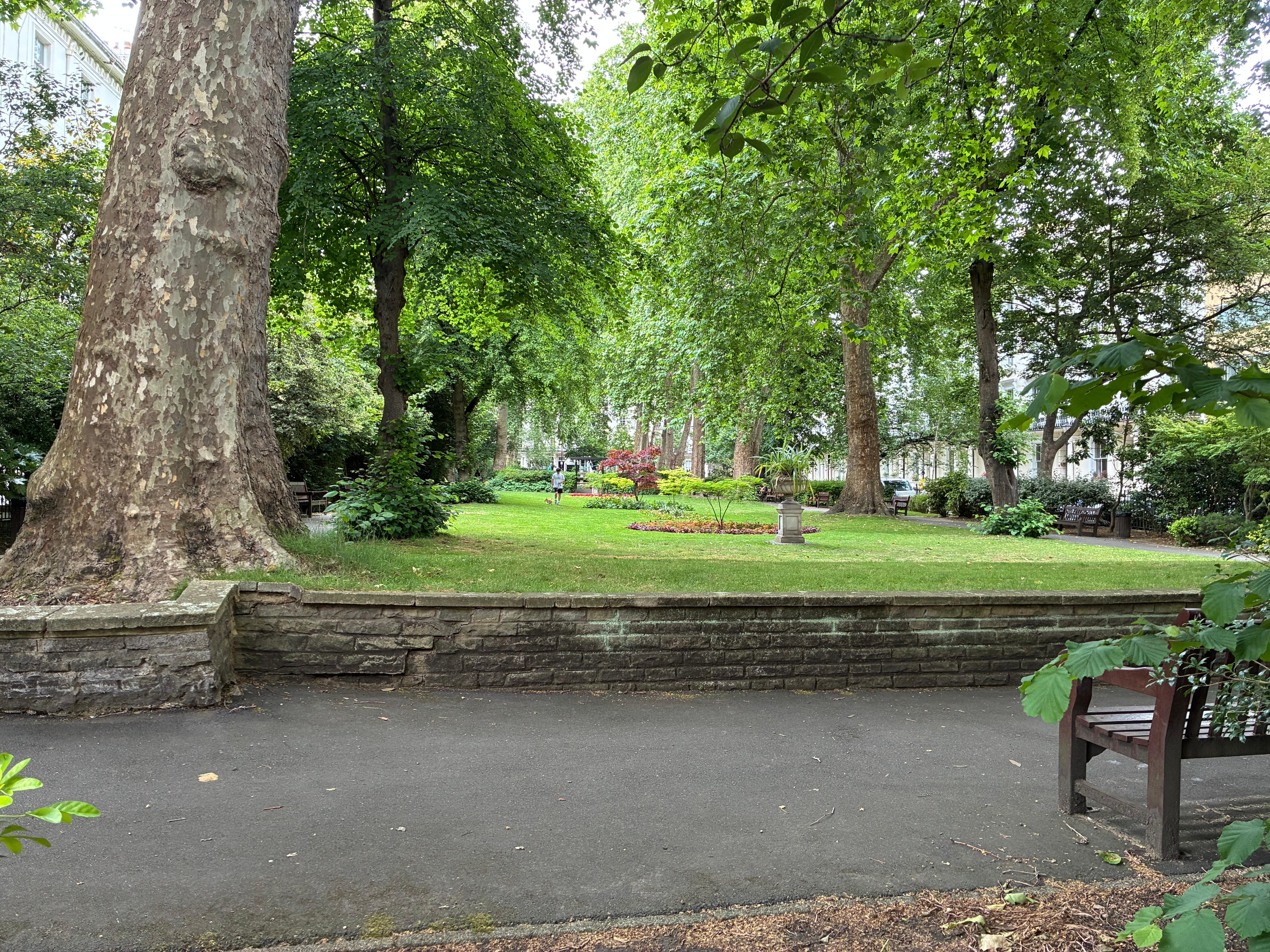 Porchester Square park