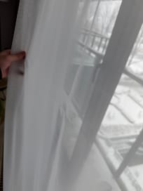 Blinds somehow had a lot of scag marks across them