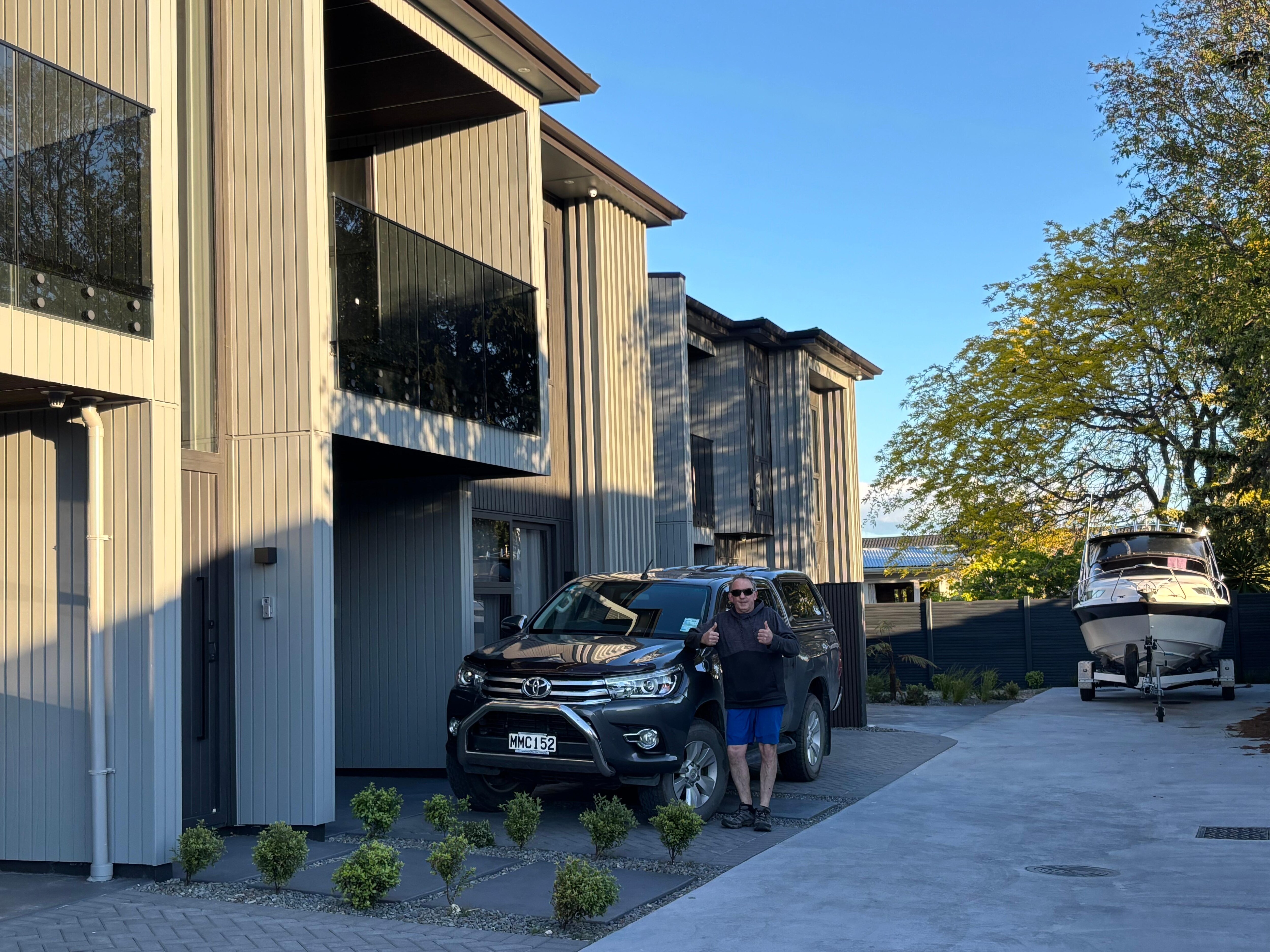 Perfect accomodation close to lake but far enough so it’s quiet and peaceful 