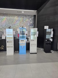 숙박등록대
Check in and out Kiosk