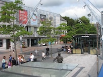Ample shopping