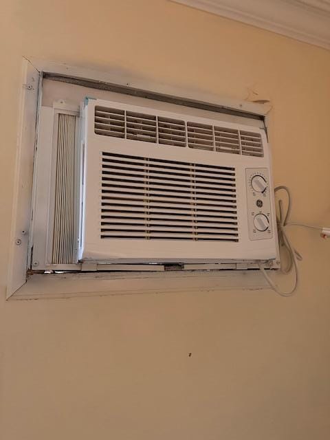 Noisy and old AC unit