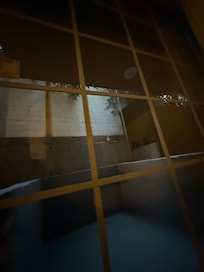 The room they wanted to give us first without daylight.