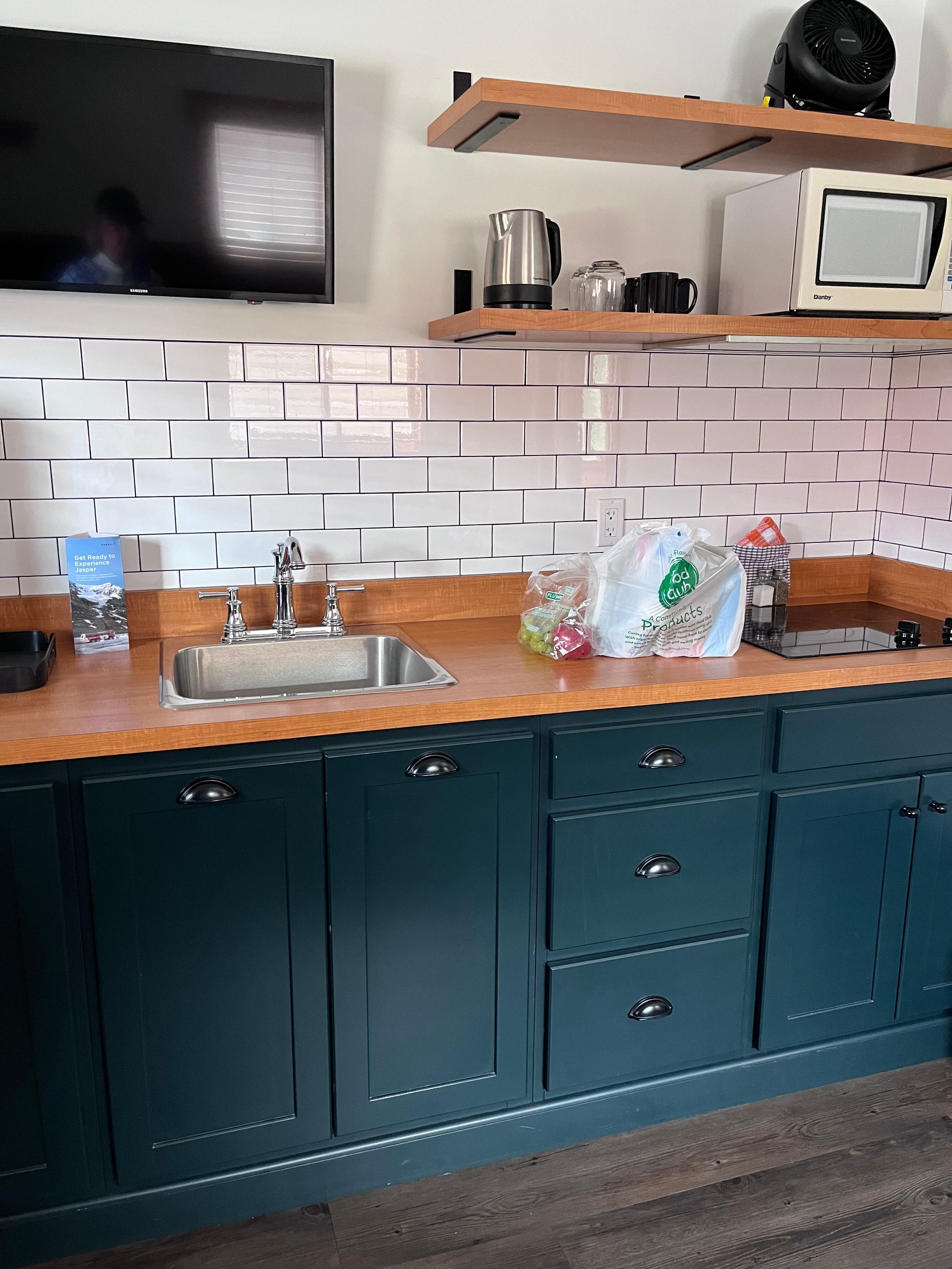 Small kitchenette 