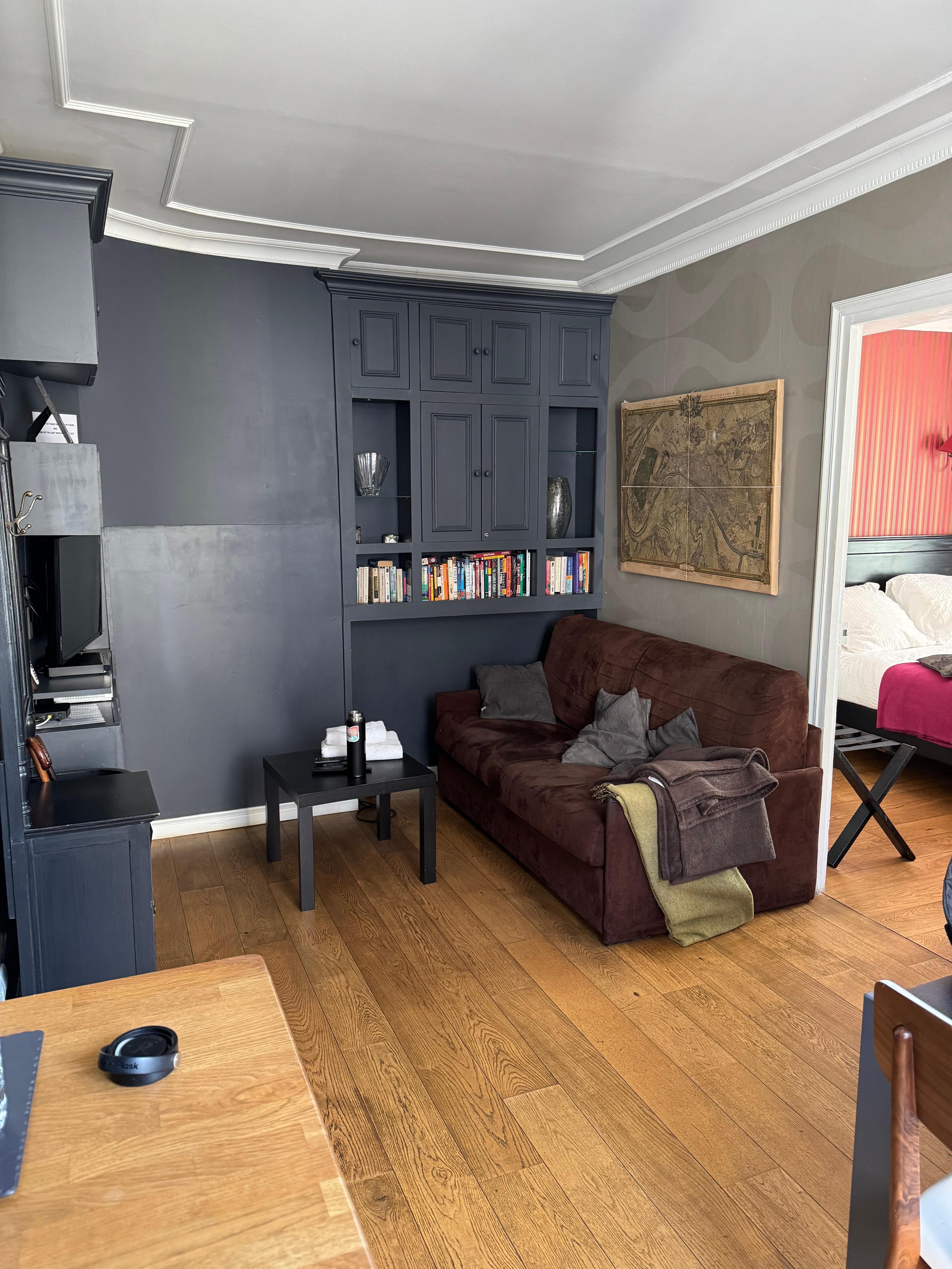 Living/ sitting area