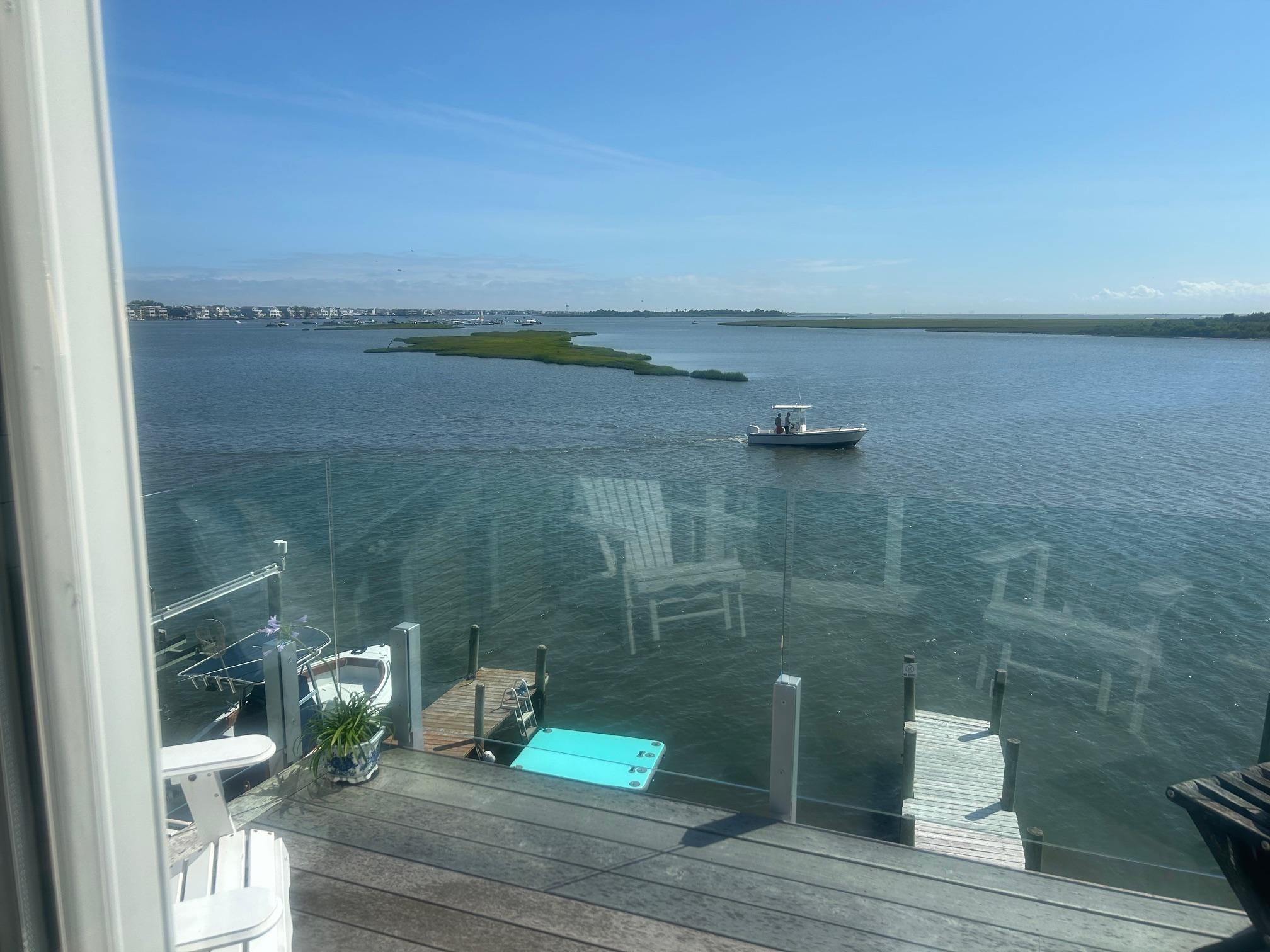 We spent most of our week on the deck. Wish I'd thought to take some pics with us in them!
