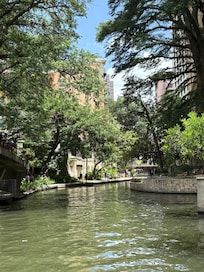 Riverwalk boat cruise