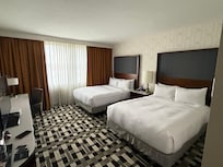 2 Queen bed room