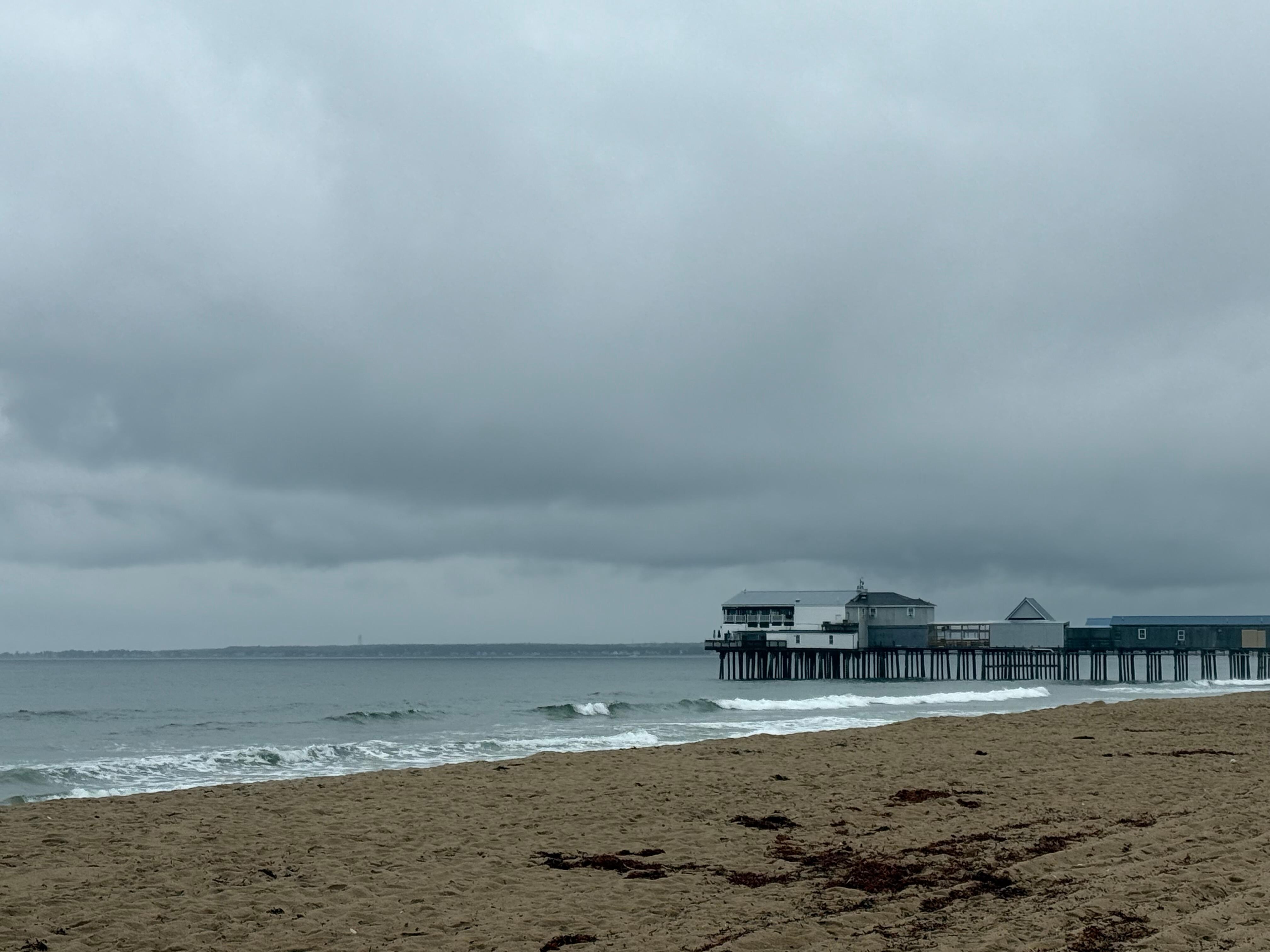 The pier wasn’t far away. 