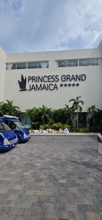 Entrance to Princess Grand Lobby