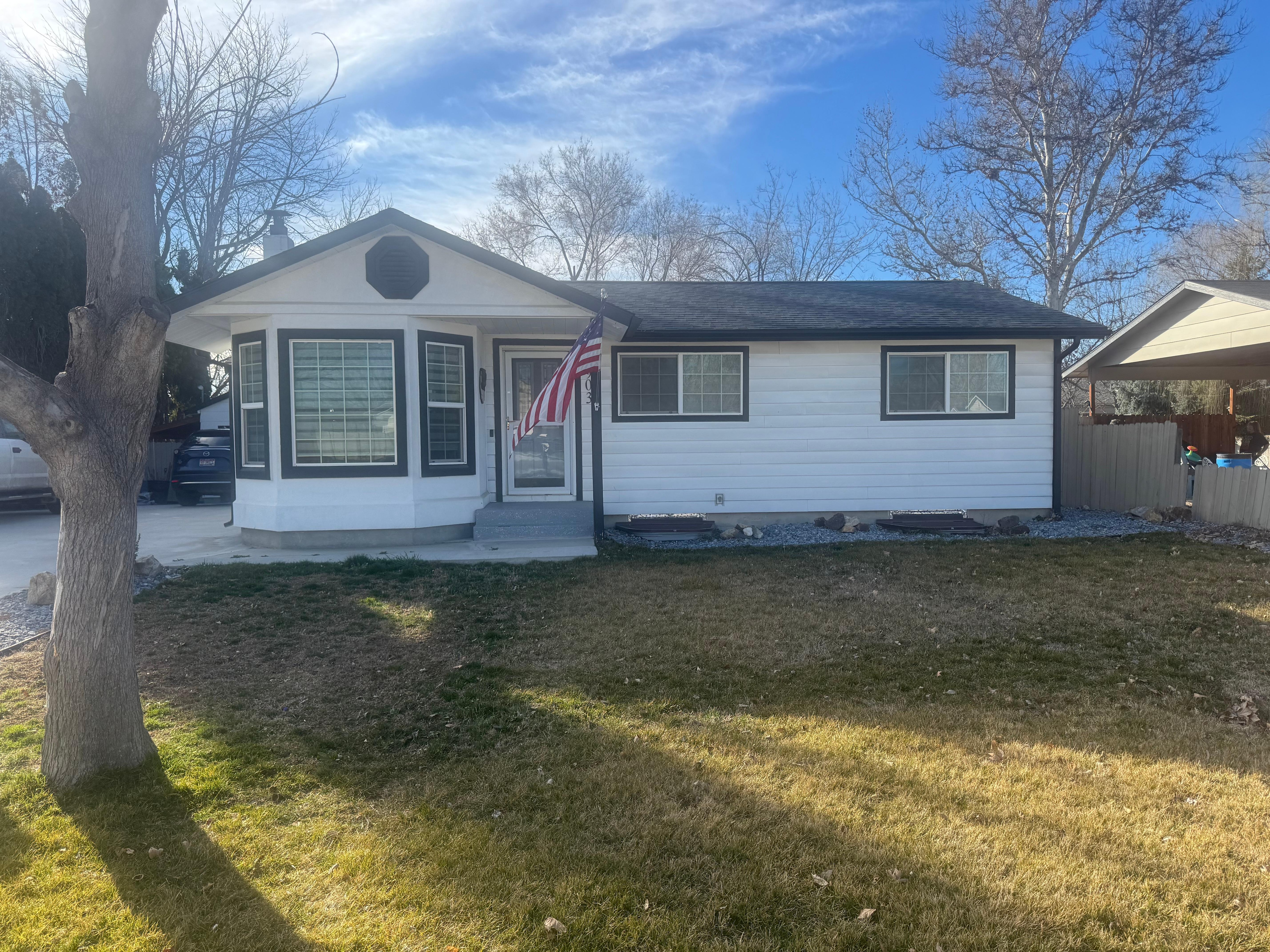 This is not a vrbo this is someone’s house but Ali is taking reservations on itThe family that lives here is very nice and I felt terrible imposing