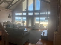 Natural light everywhere.