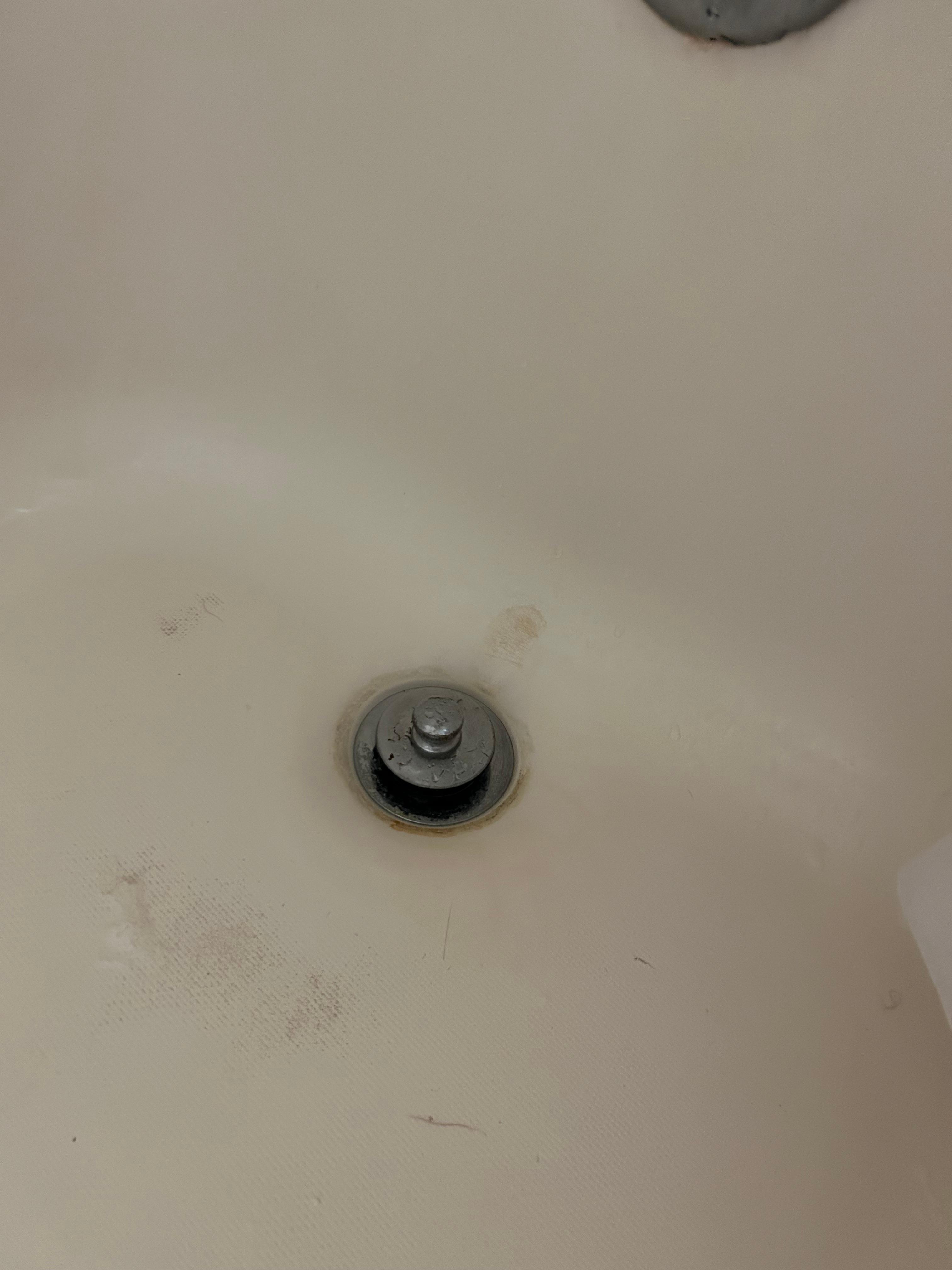 Dirt/grease stains from other guests