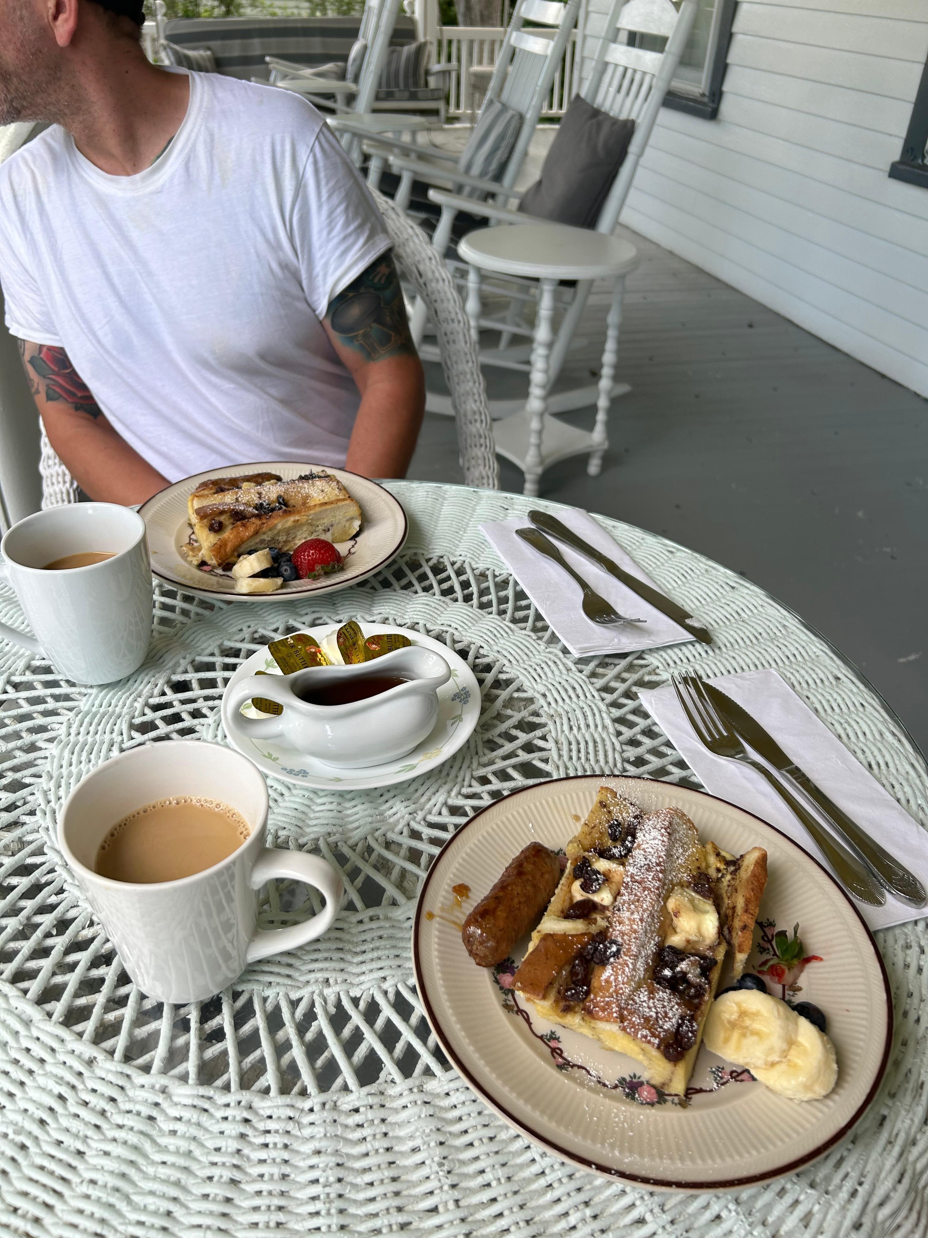 Breakfast on the porch 