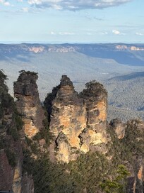3 Sisters
