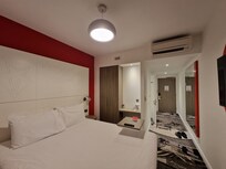 Modern clean room