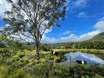 Beautiful views along Jarrett’s Lane in Kangaroo valley