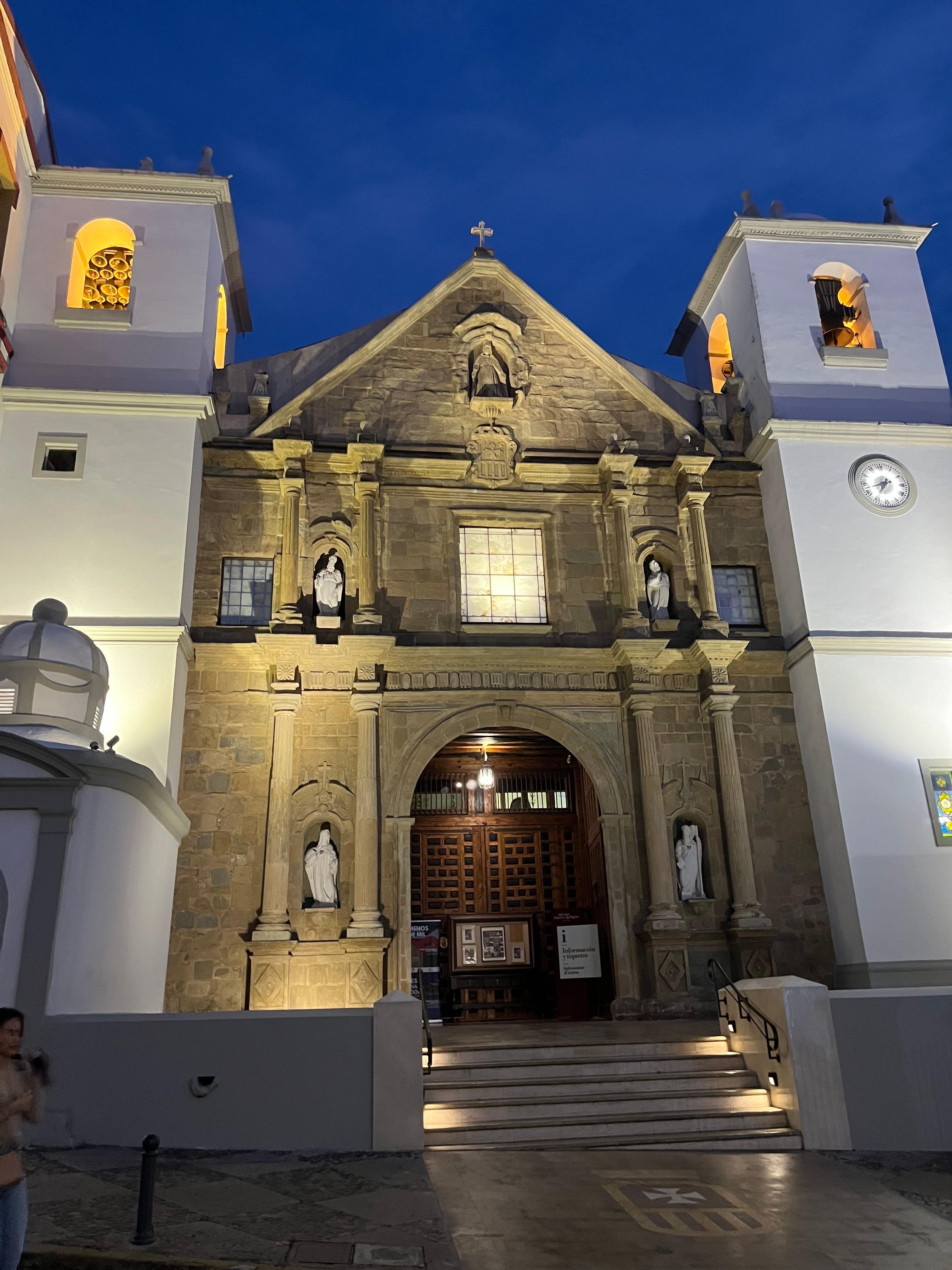 Church in the square- everything is nicely walkable in Casco Viejo