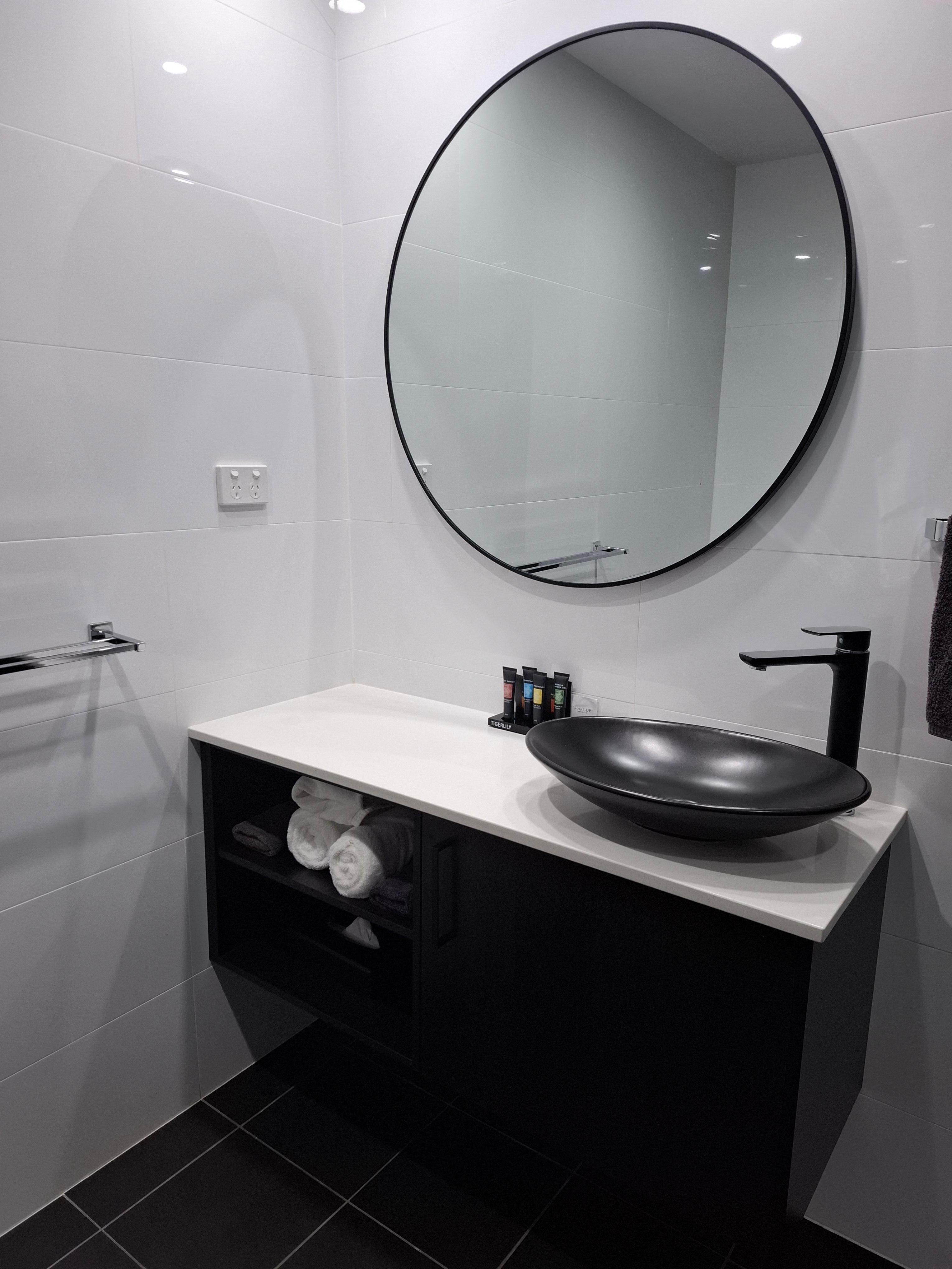 Spotlessly clean bathroom.