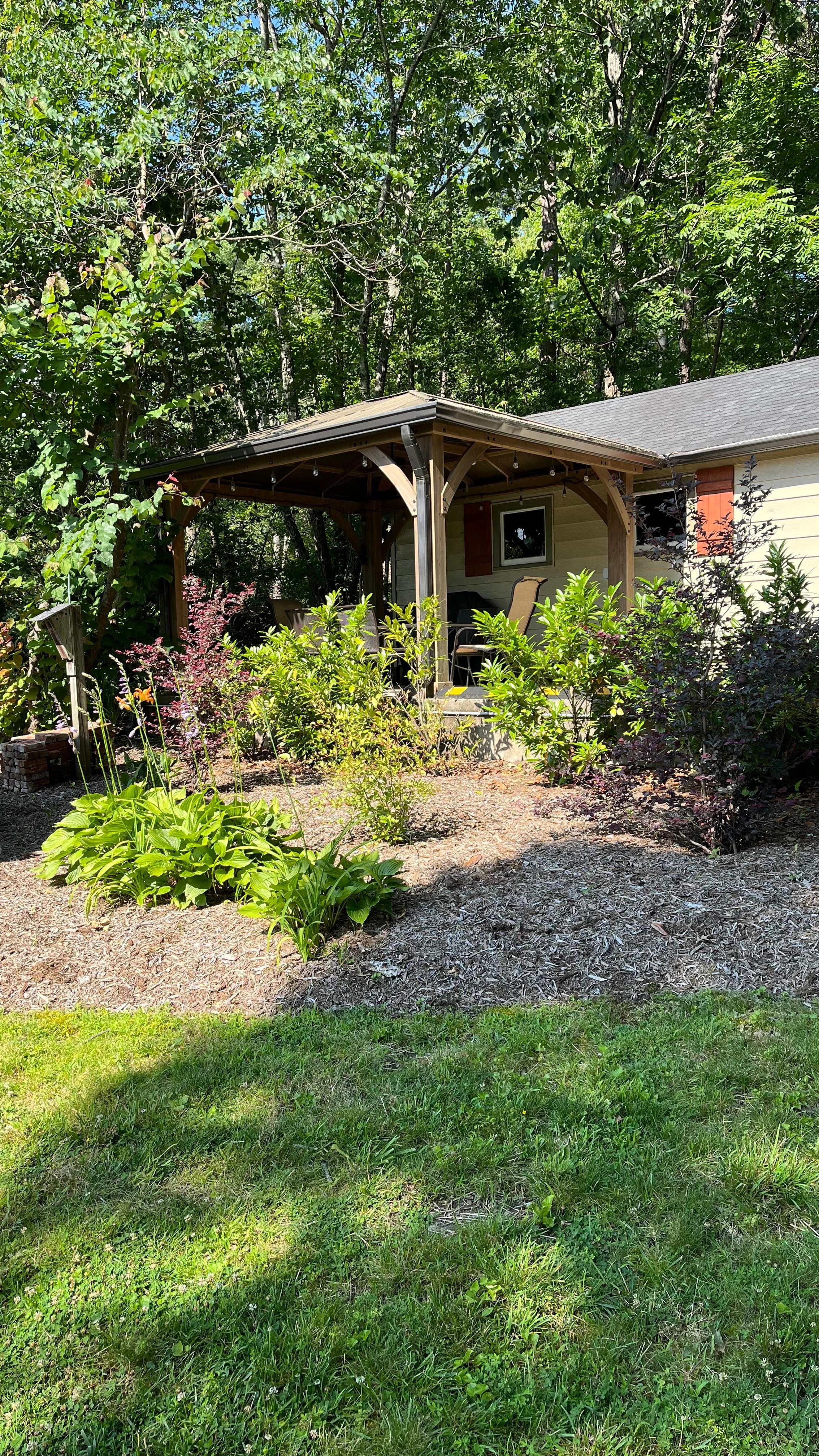 Front porch with rockers!