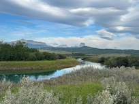 Upper Waterton Lake shoreline