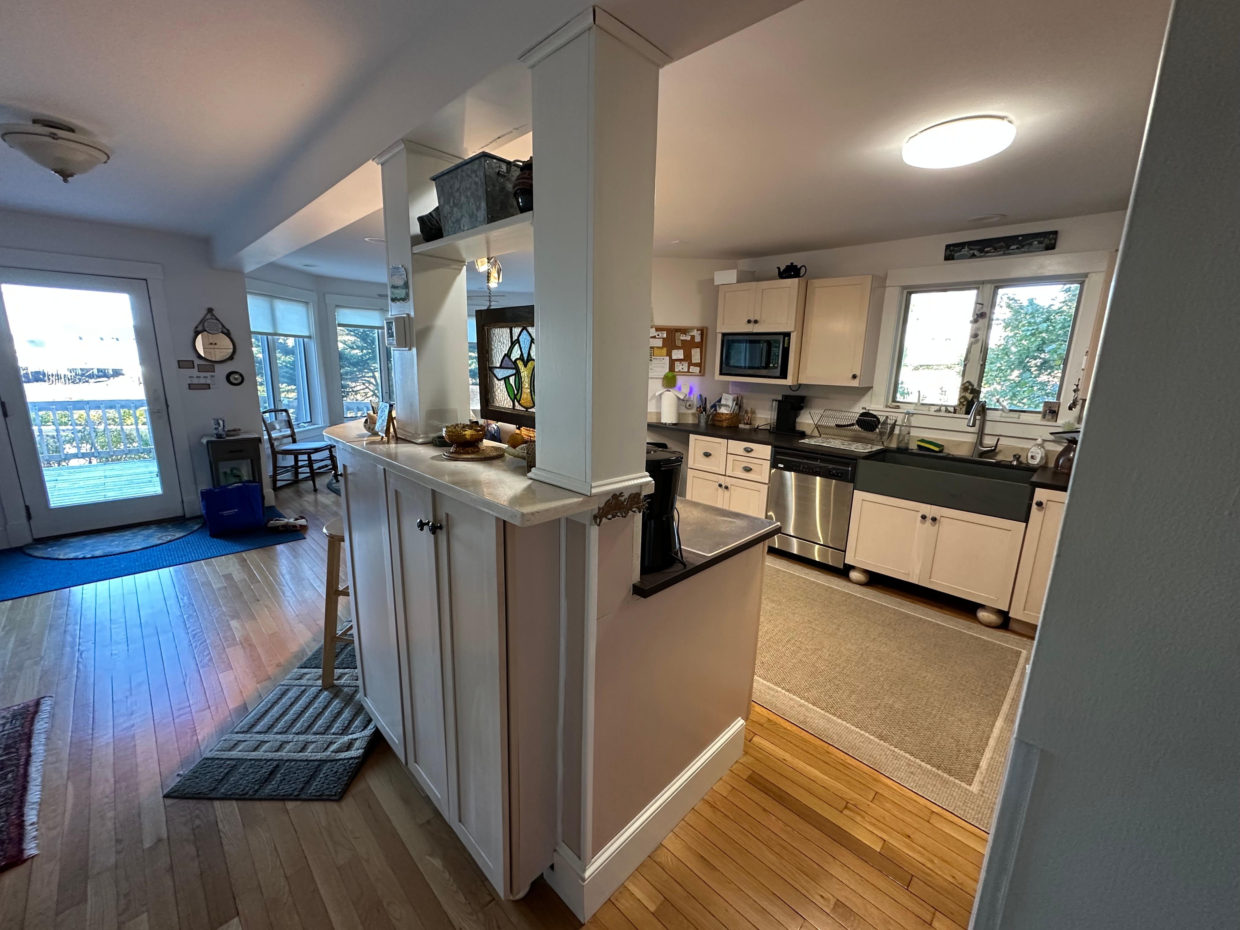 The kitchen and view towards the ocean. 