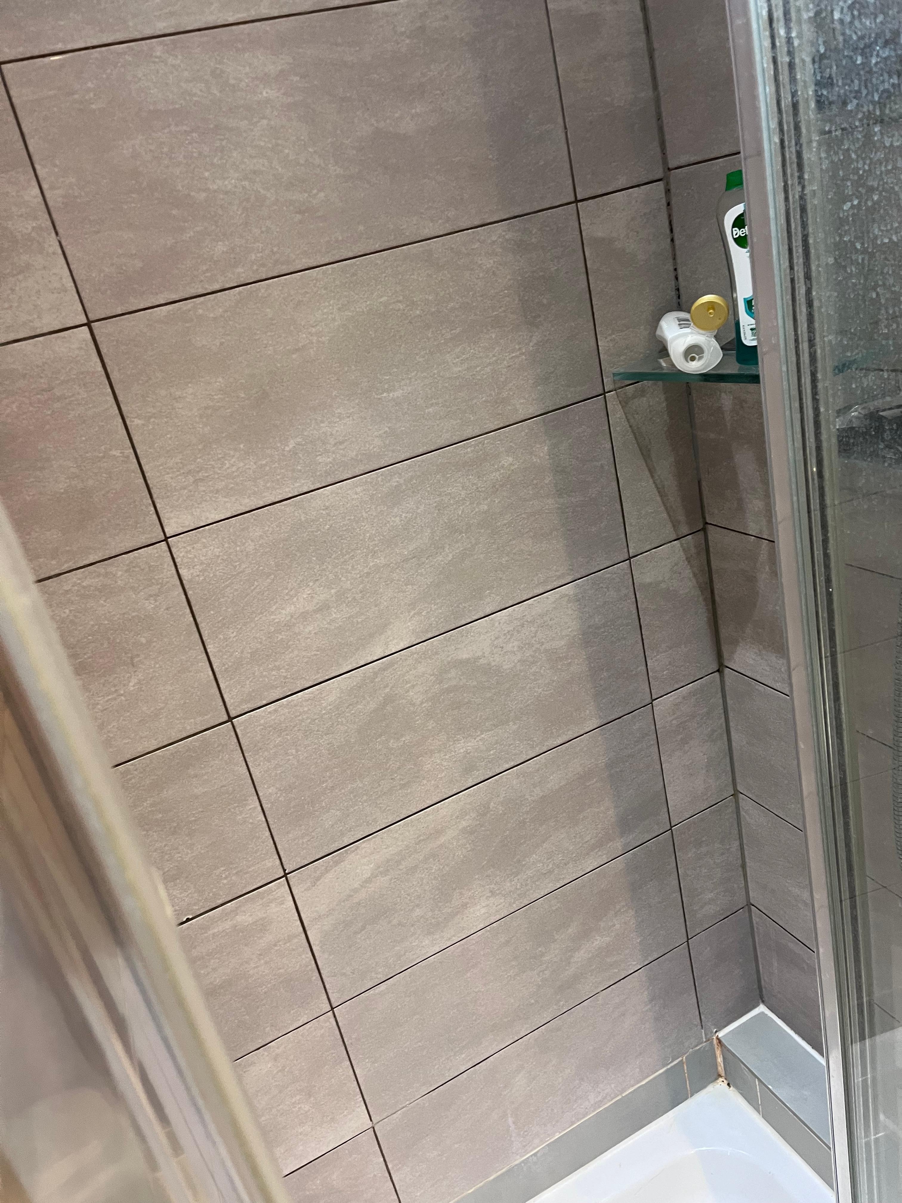 We didn’t use the shower as wasn’t clean 