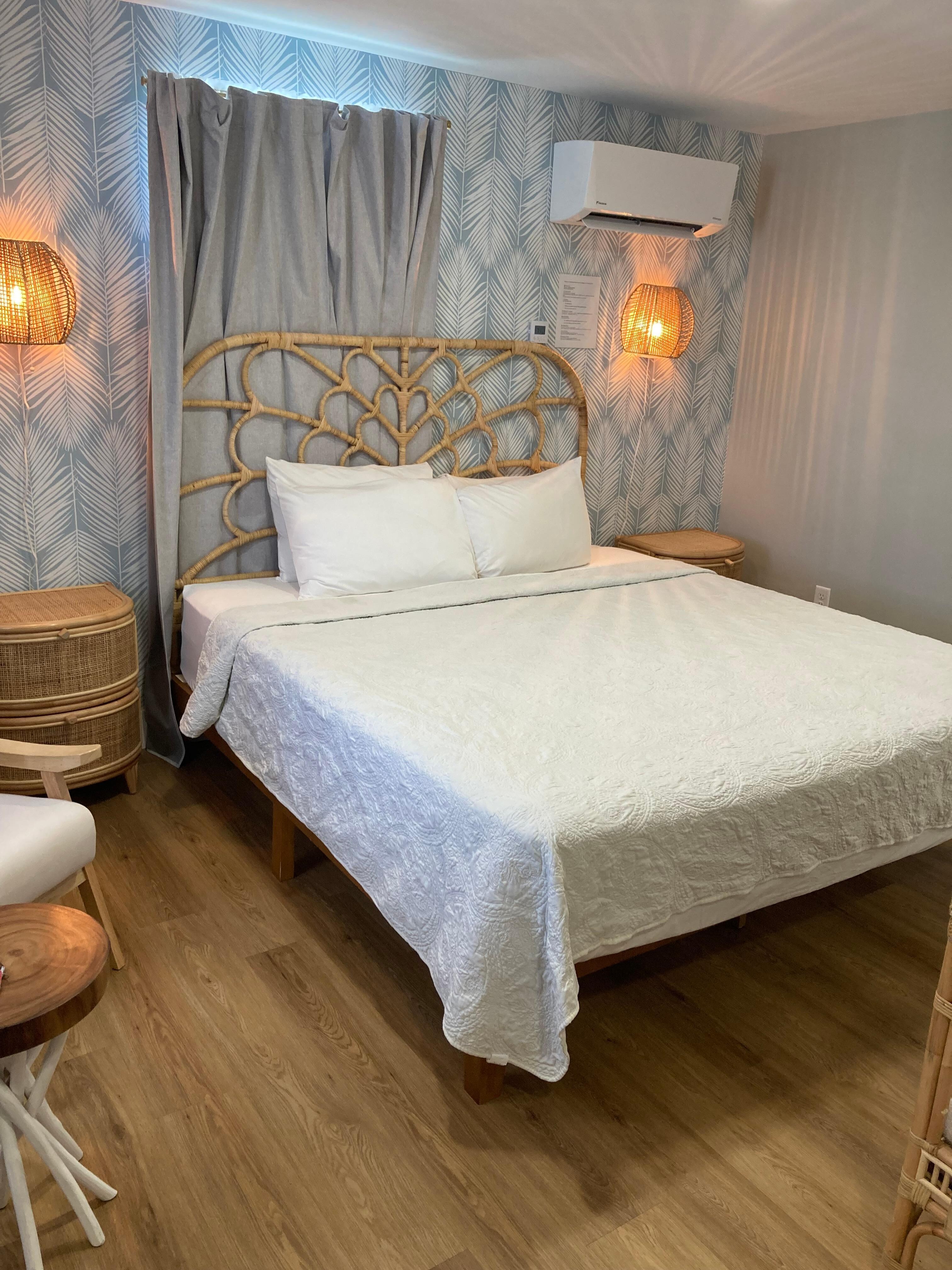 King size bed was very comfortable 