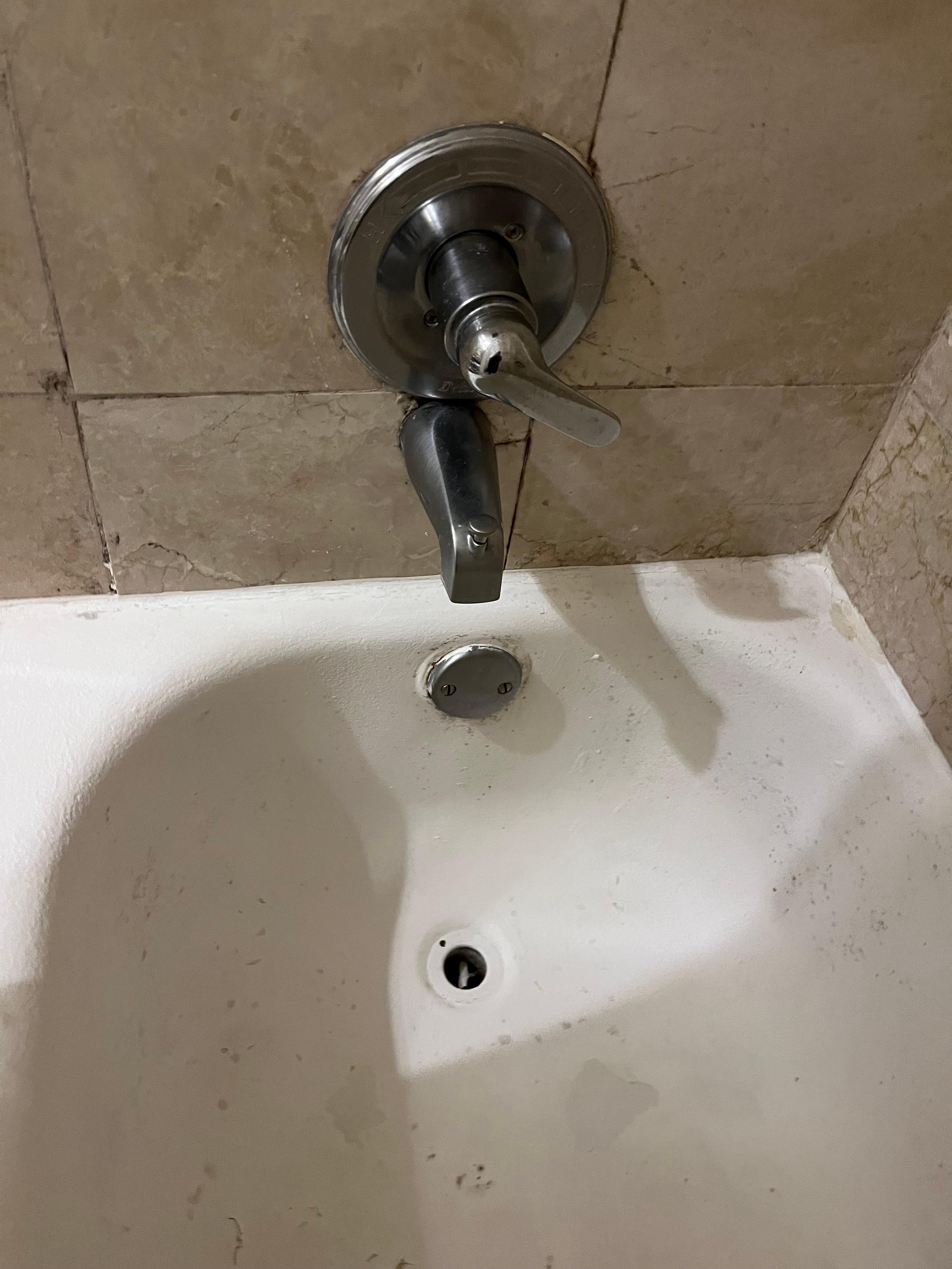 The handle came off while adjusting temperature 