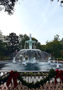 Forsyth Park fountain
