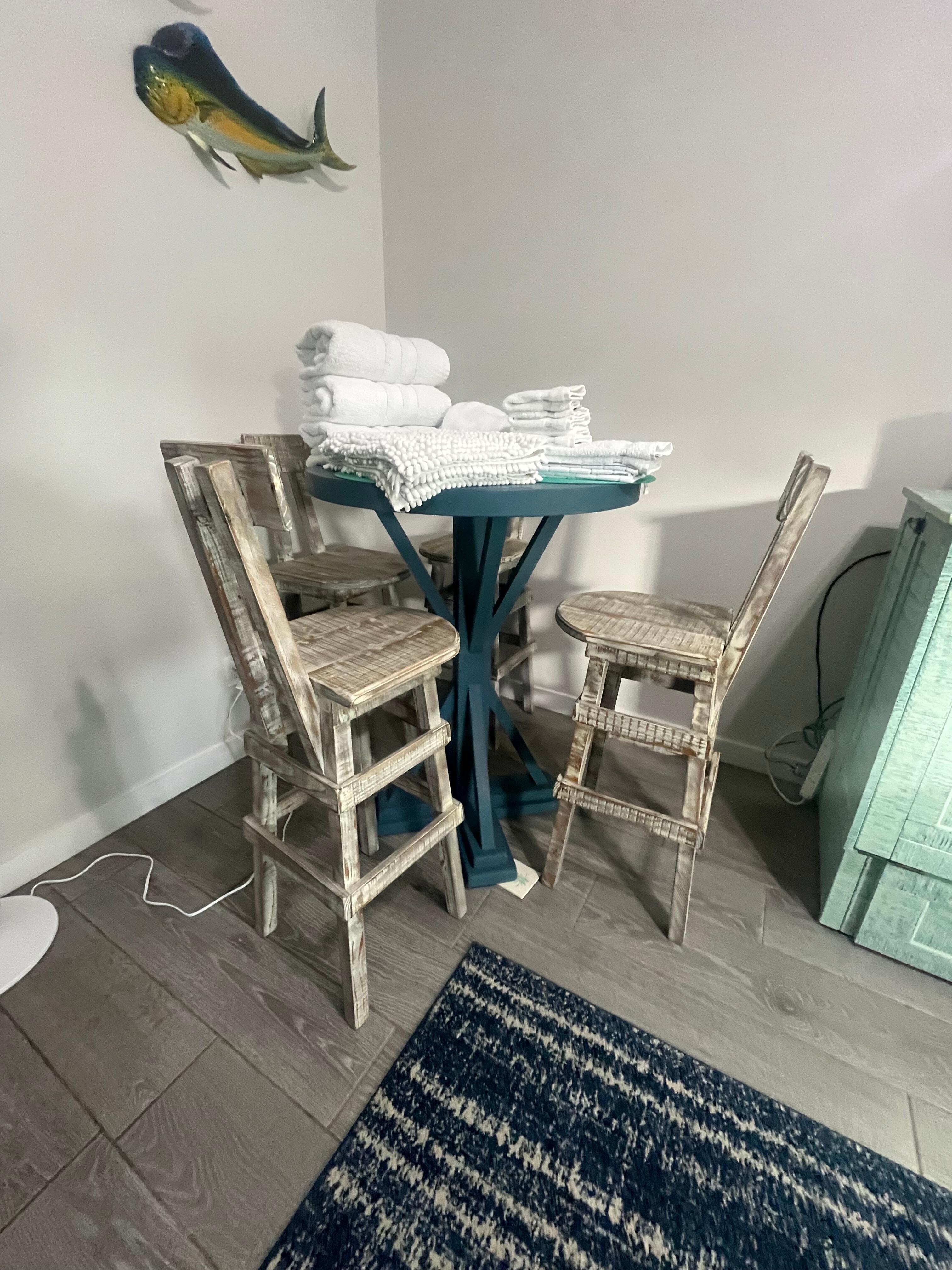 Bar table (wobbly)