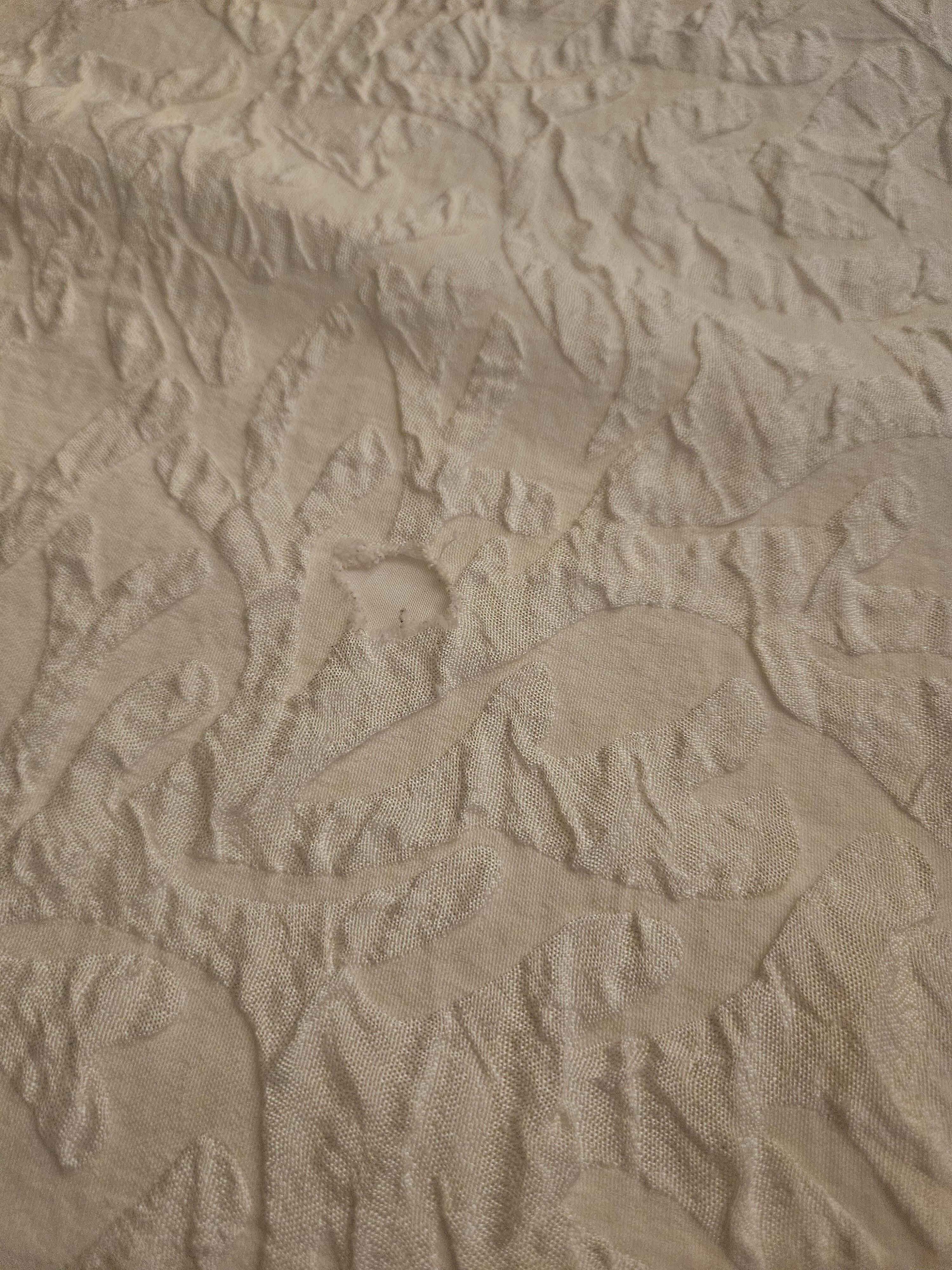 Hole on comforter