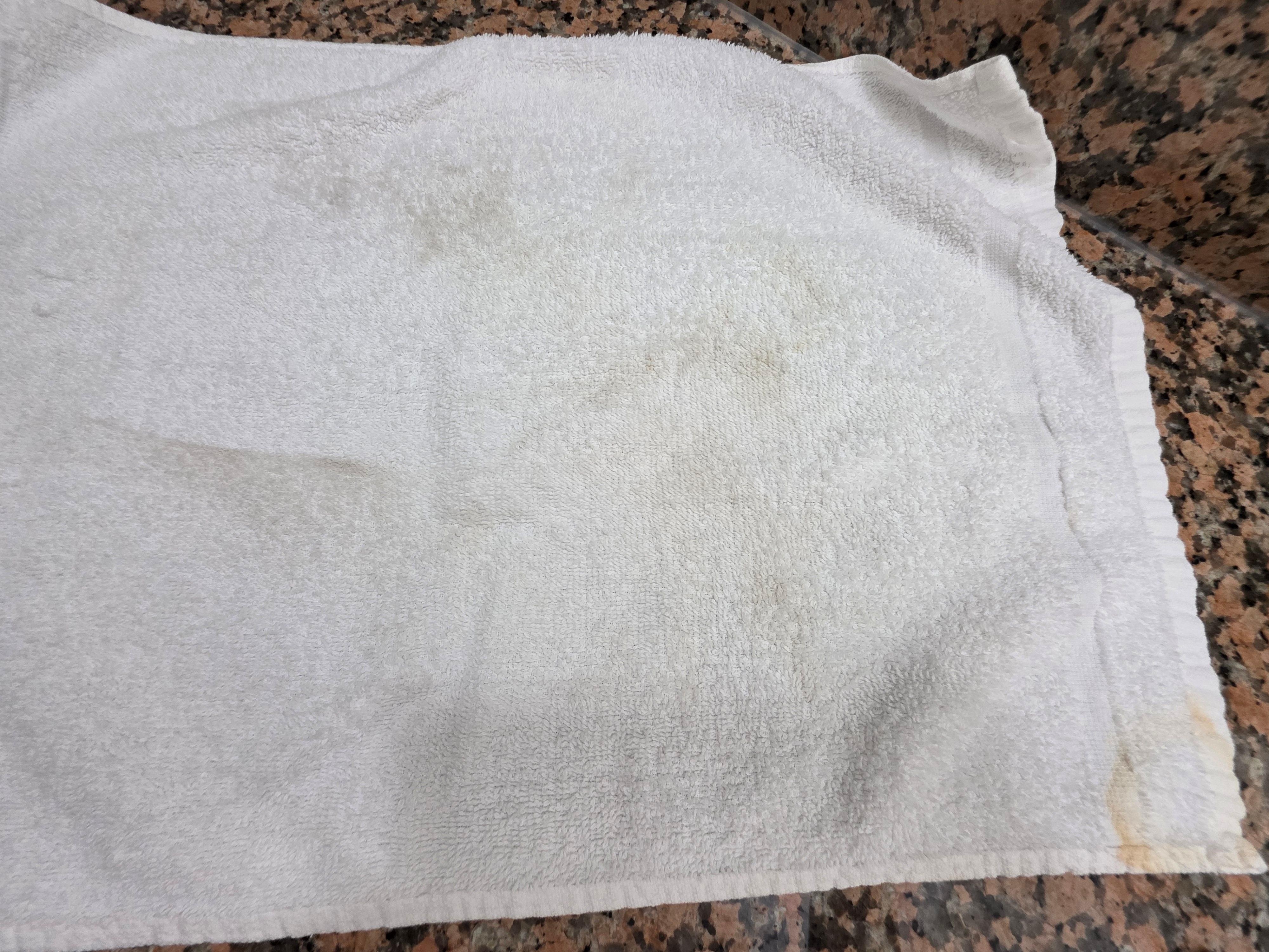 Towels colored, dirty, stains