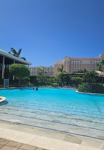 Saudades dessa piscina no final da tarde!